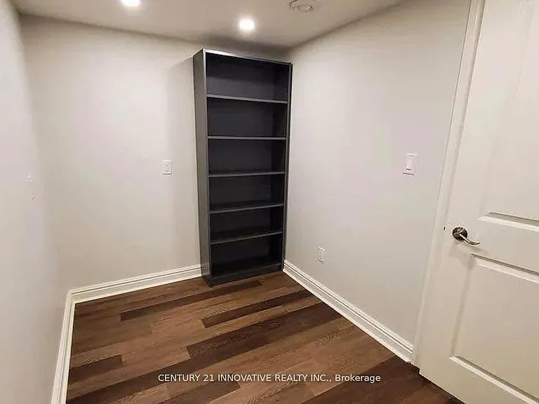 586 Chamberlain Rd #BASEMENT — Photo 10