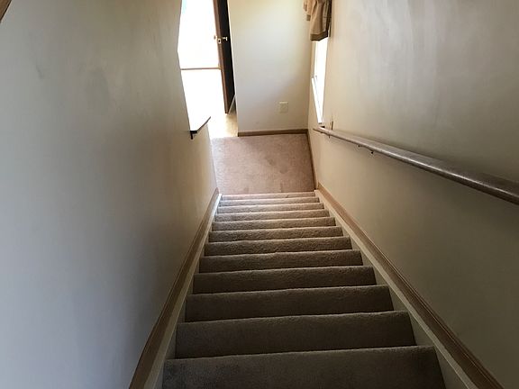 3rd image of 1152 King Ave