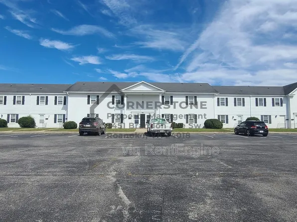 6500 Carefree Ln APT 13, Roanoke, VA 24019