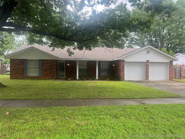 404 Keats Pl, Muskogee, OK 74403