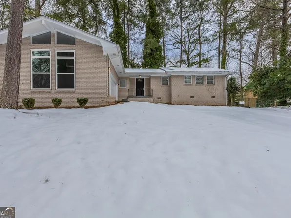 2500 Glenrock Dr, Decatur, GA 30032