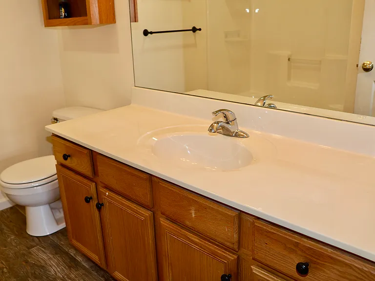 44 Courtyard Dr — Photo 28