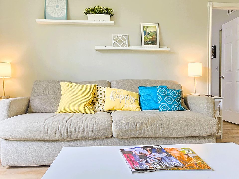 1st image of 630 S Sapodilla Avenue #521