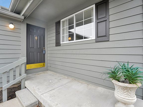 3rd image of 5803 Blendon Place Dr #13E