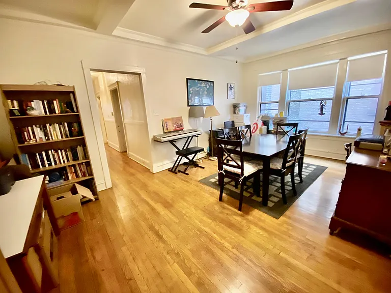 Very large formal dining room, or dining/family/recreation/office/2nd LR area which leads to kitchen