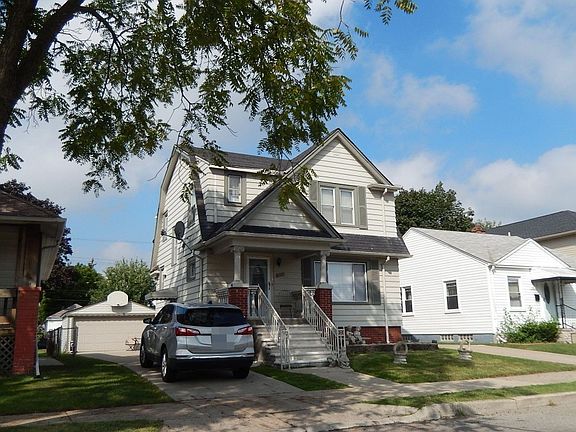 2nd image of 5053 Kenilworth St
