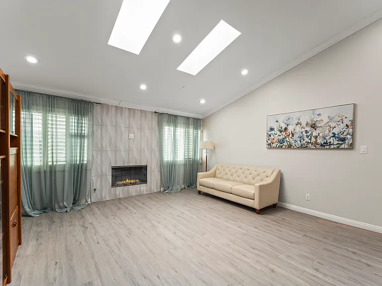 7007 Royer Ave — Photo 14
