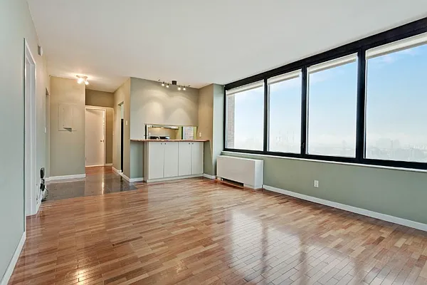 Rented by Level Group | media 6
