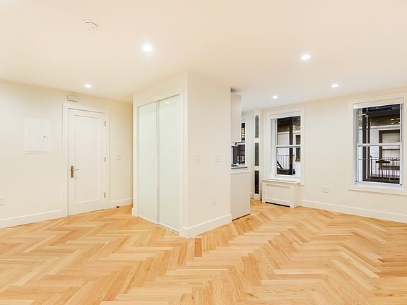 5th image of 220 W 24th St APT 1H