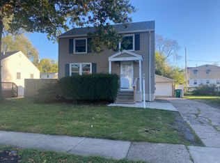 212 Prospect Ave, West Des Moines, IA 50265