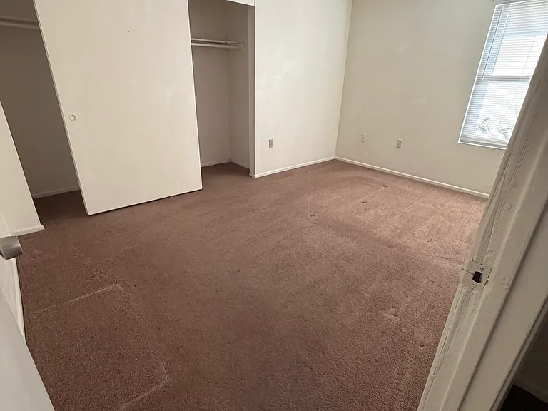 463 N 64th Pl #1 — Photo 8