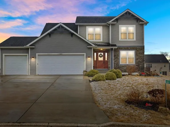 W1417 Valley View COURT, Ixonia, WI 53036