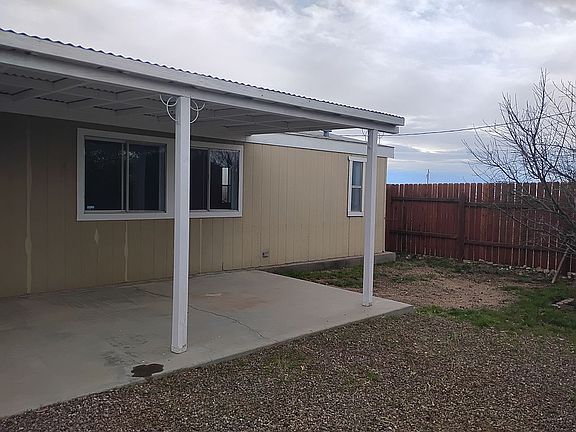 2nd image of 800 S Elfrida Rd