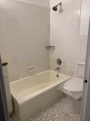 Rented by R New York | media 15