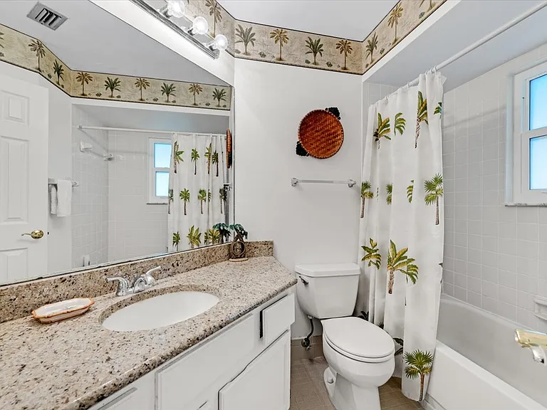 1127 E Seminole Ave #12C — Photo 55