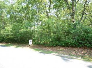 22 Old Stone Church Rd, Little Compton, RI 02837