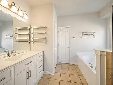 10004 Coolidge Dr — Photo 5