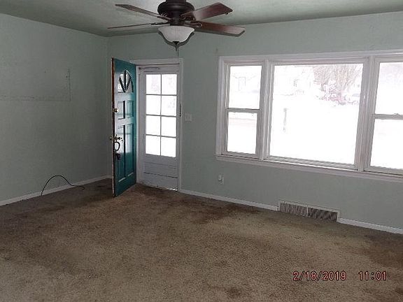 3rd image of 1300 4th St