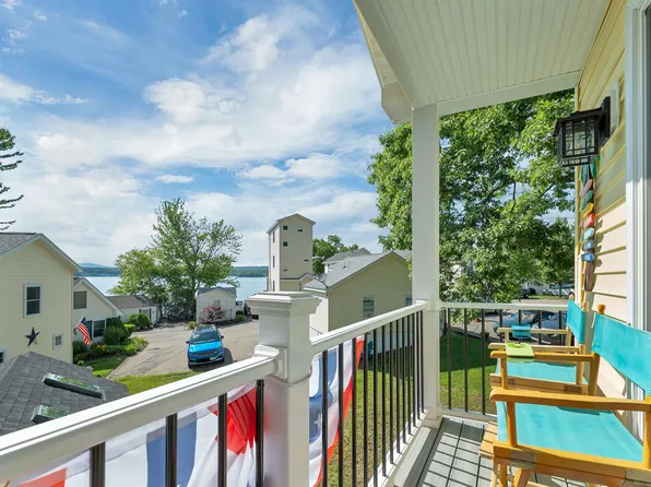 144 Lake Street #20, Laconia, NH 03246-2130