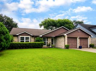 16723 Barkentine Ln, Friendswood, TX 77546