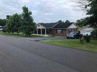 145 Crest Ave, Flemingsburg, KY