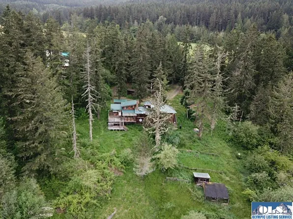 92 Dory Rd, Sequim, WA 98382