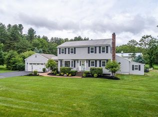 26 Mill St, Dunstable, MA 01827