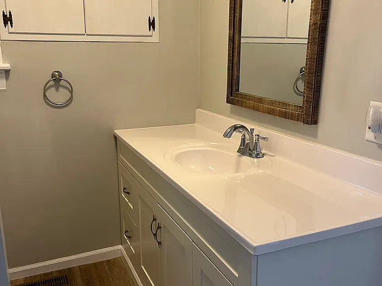 141 S Main St — Photo 13