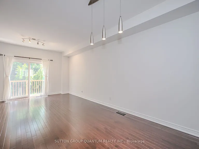 4304 Ingram Cmn — Photo 5