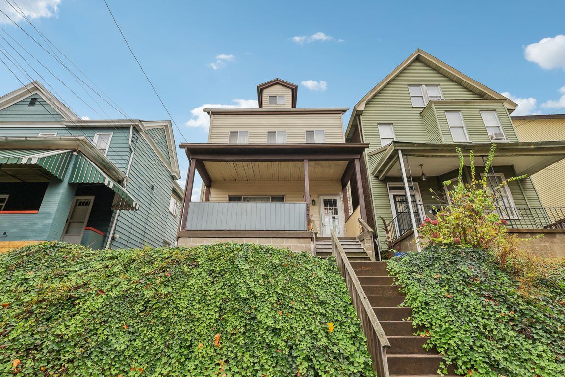 E 12th Ave-001.jpg