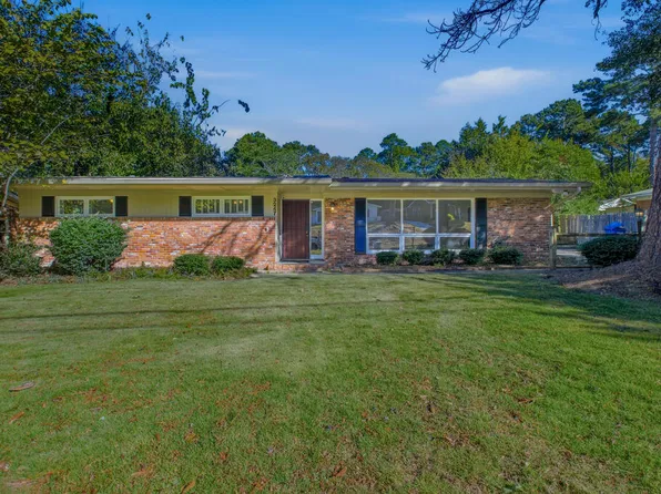 3247 Flint Dr, Columbus, GA 31907