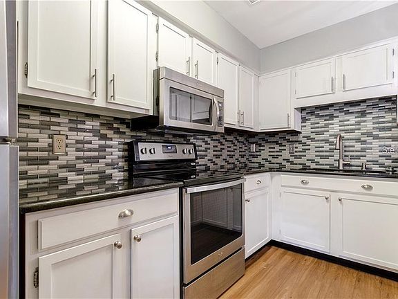 4th image of 1359 Casa Park Cir