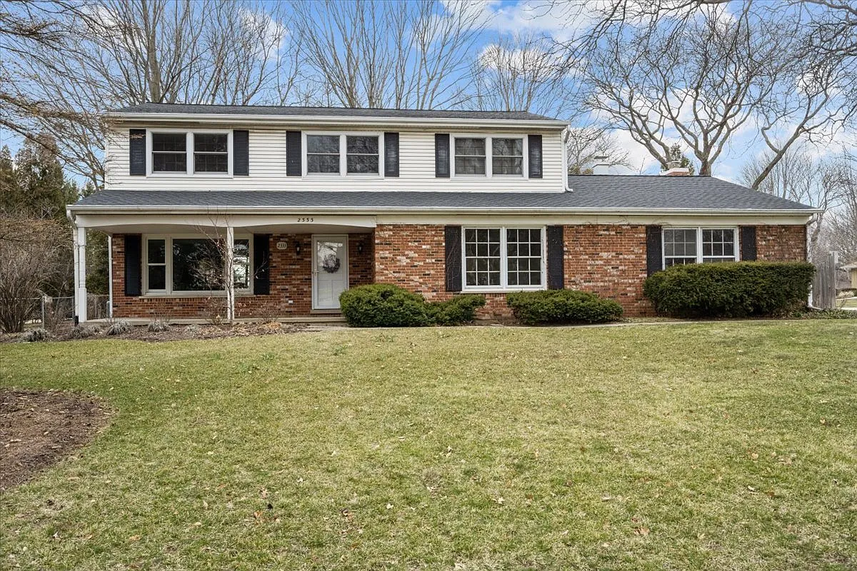 2333 Danbury Ct photo 1