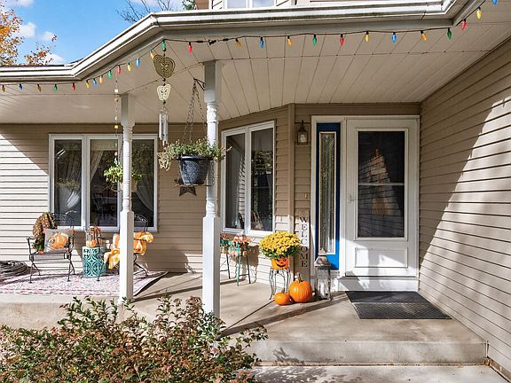 4th image of 1205 Choke Cherry Rd