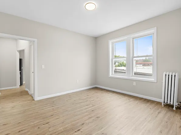 304 50th Street image 7 of 12