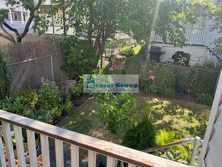 Bowdoin St — Photo 22
