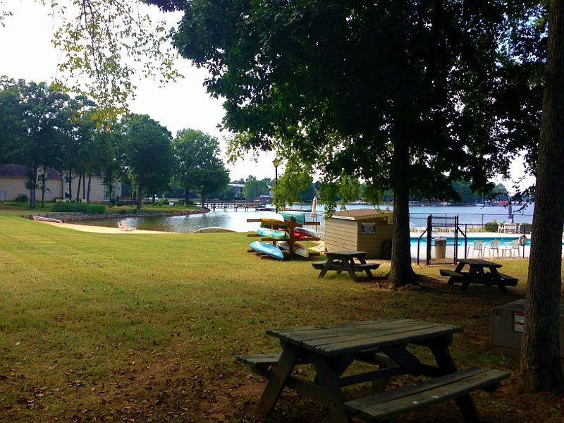 2nd image of 7419 Mariner Cove Dr