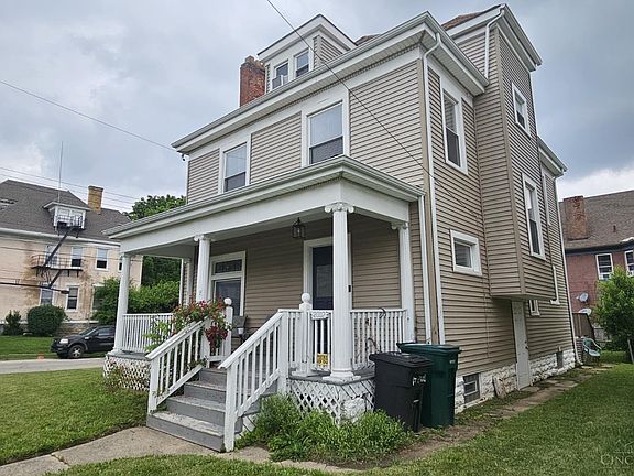 3rd image of 2002 Clarion Ave