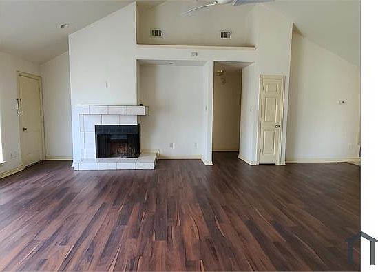 3rd image of 2302 Crystal Creek Ln