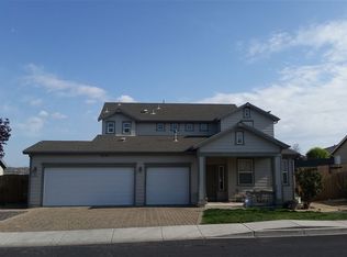 895 N University Park Loop, Reno, NV 89512