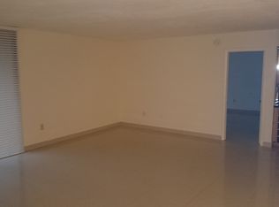 9735 NW 52nd St APT 402, Doral, FL 33178