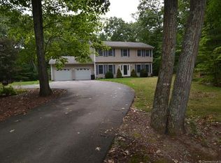 364 Fox Rd, Putnam, CT 06260