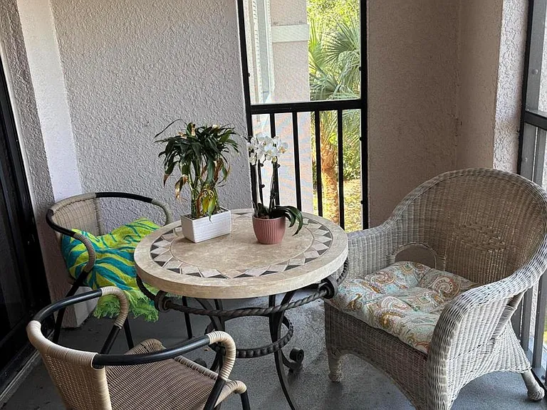 3023 Alcazar Pl #305 — Photo 23
