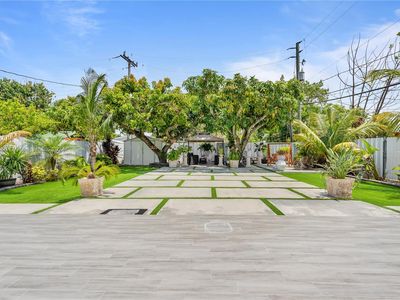 525 W 43rd Pl, Hialeah, FL, 33012