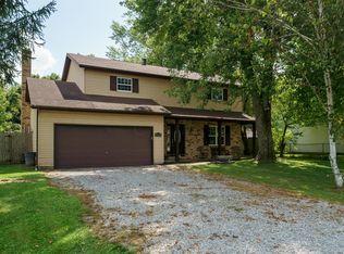 4520 Cardan Ln, Centerburg, OH 43011