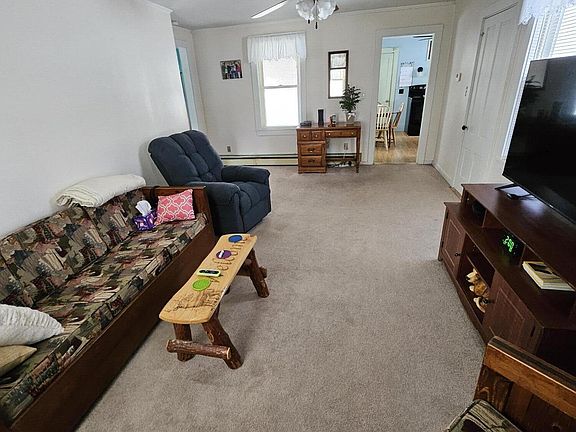 4th image of 28 Sebago Road