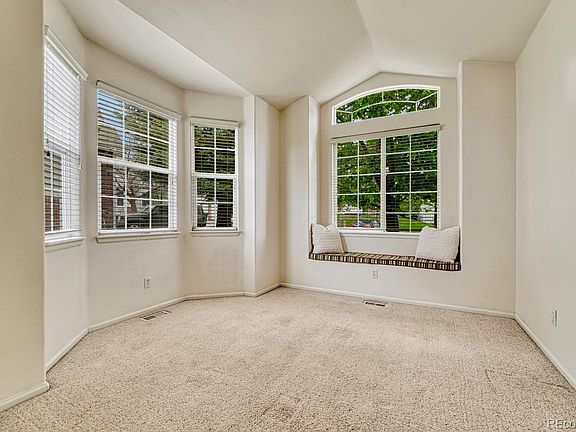 5th image of 2809 Newport Circle