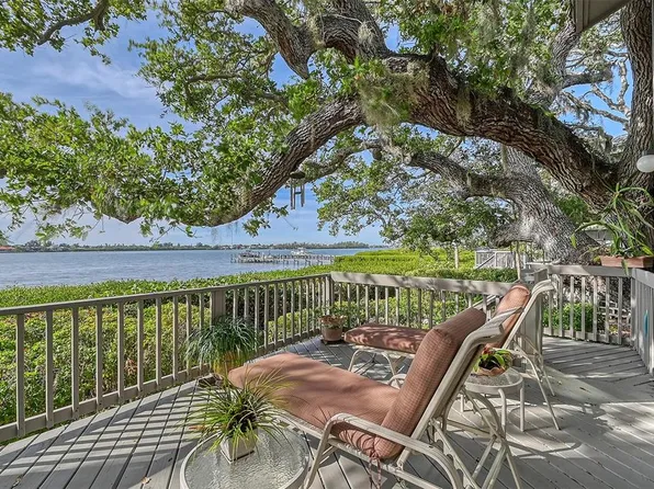 1335 Landings Dr #9, Sarasota, FL 34231