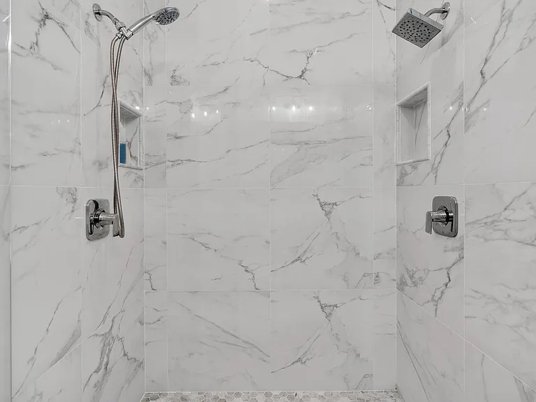 4810 Halls Mill Xing — Photo 22