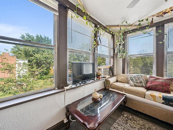 4th image of 5214 Devonshire Ave #5216